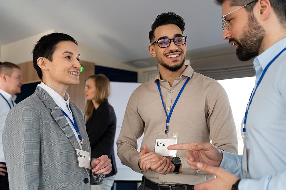 Los beneficios del networking son múltiples y esenciales para el crecimiento profesional y empresarial.